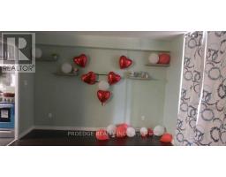 102 - 5 Massey Square, Toronto, ON M4C5L6 Photo 7