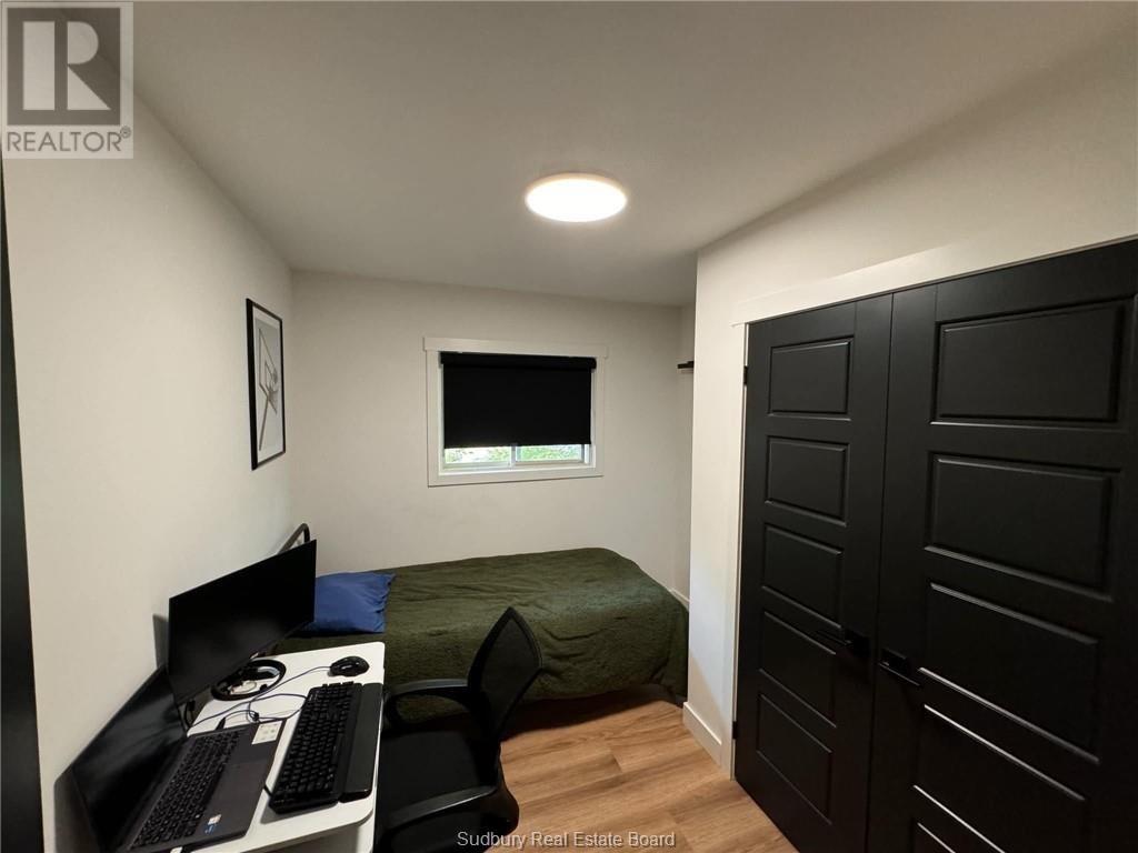 2778 Raymond - 32