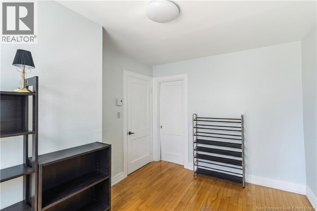 37 Winter Avenue - 29