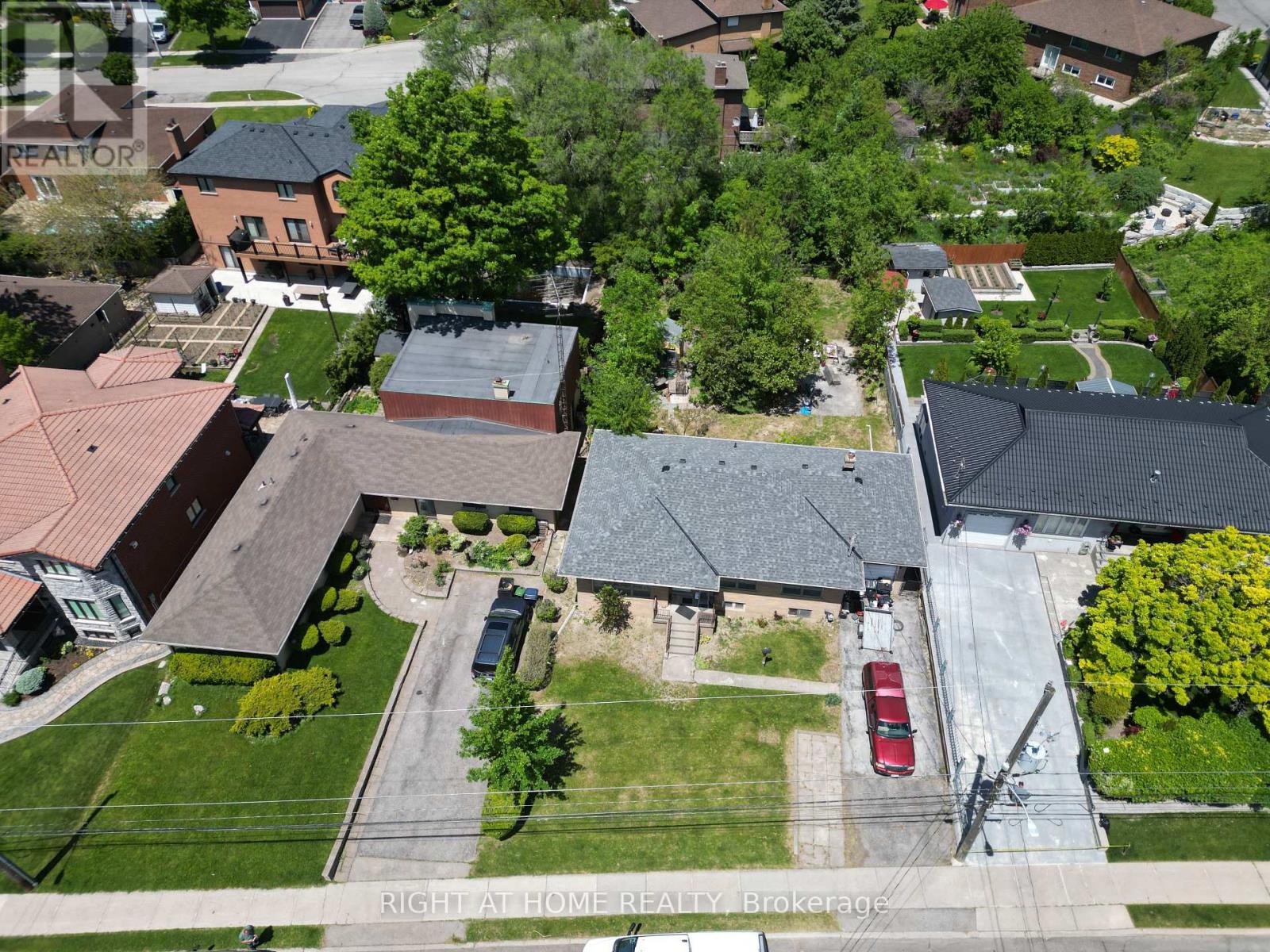362 MAPLE LEAF DRIVE - 5