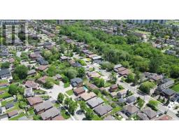 362 Maple Leaf Drive, Toronto, ON M6L1P4 Photo 14