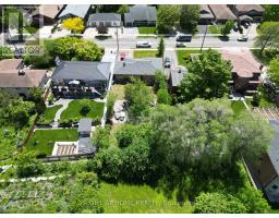 362 Maple Leaf Drive, Toronto, ON M6L1P4 Photo 7