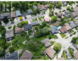 362 Maple Leaf Drive, Toronto, ON M6L1P4 Photo 9