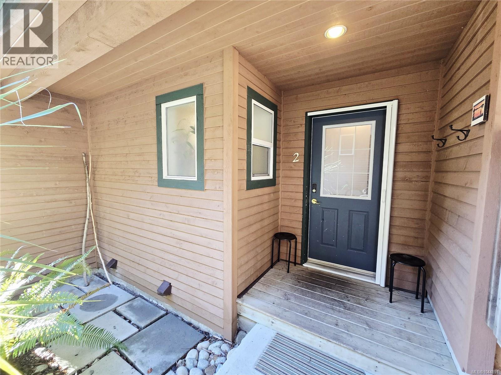 #2 1553 Larch Rd - Image 34