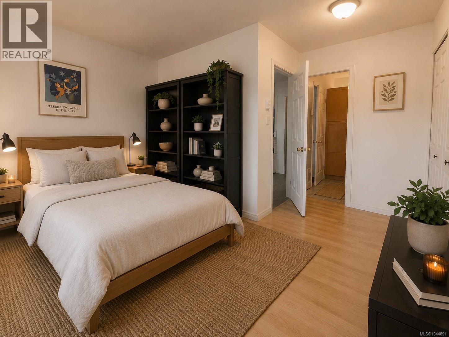 #2 1553 Larch Rd - 25