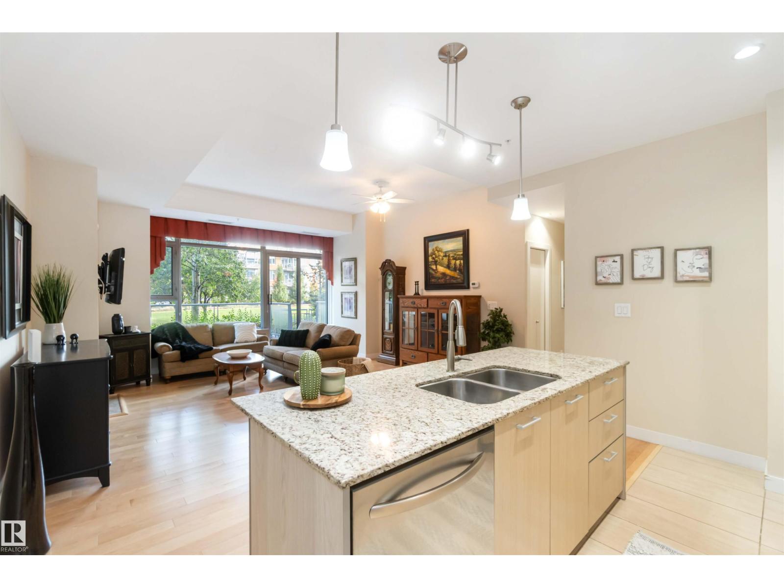 #108 2504 109 ST NW - 16