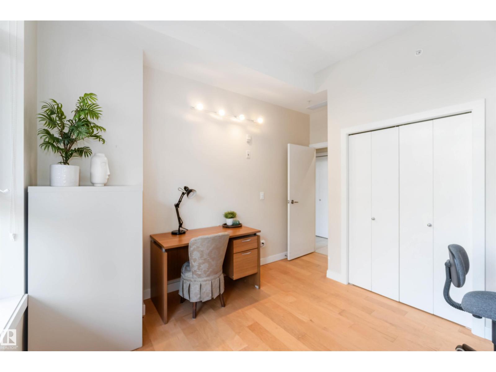 #108 2504 109 ST NW - 20