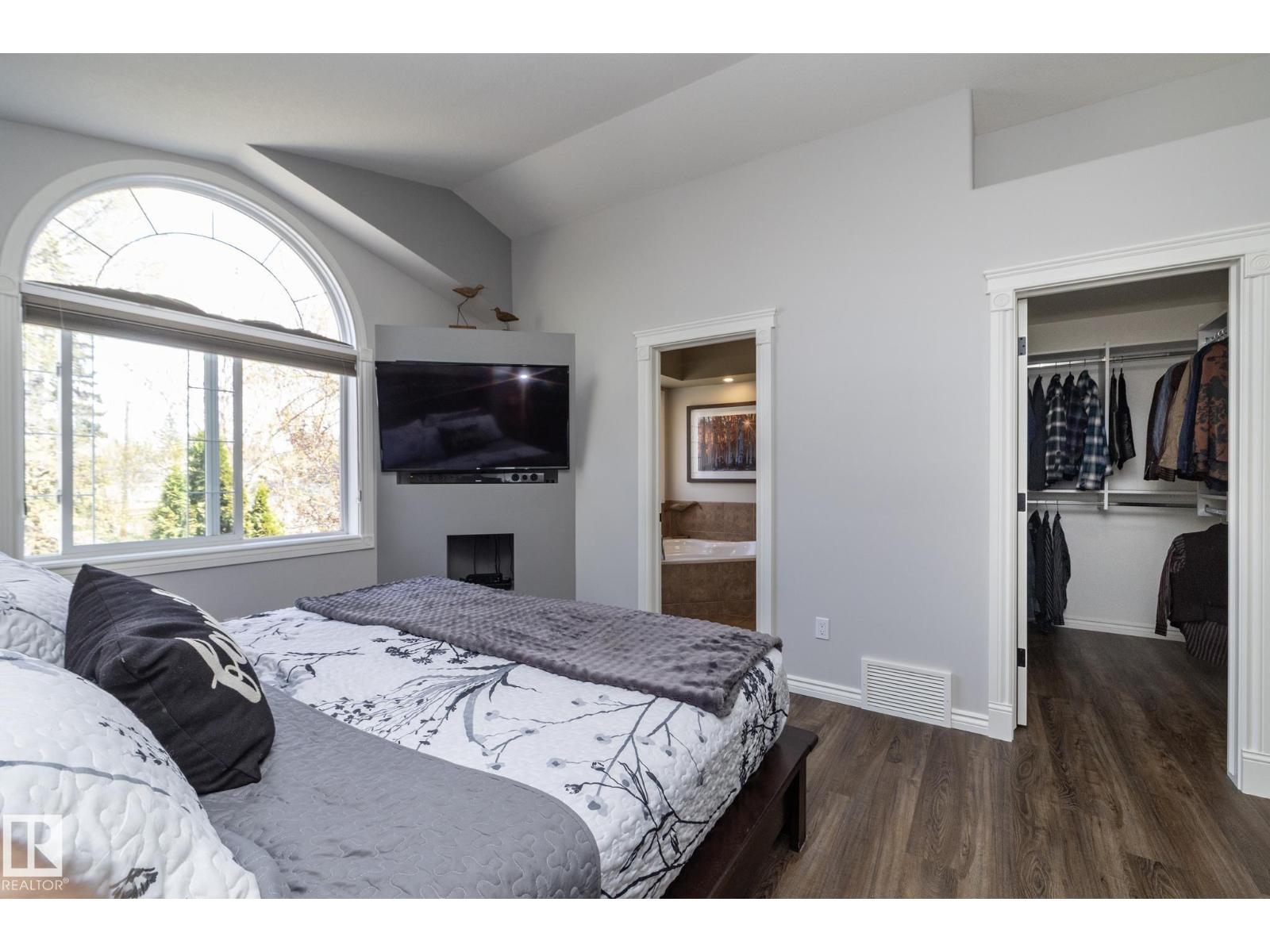 10416 148 ST NW - 19
