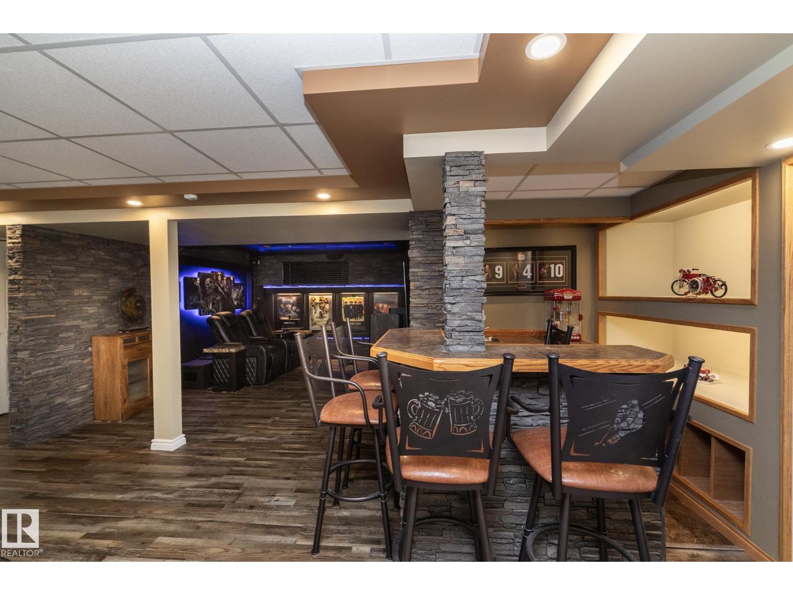 10416 148 ST NW - 31