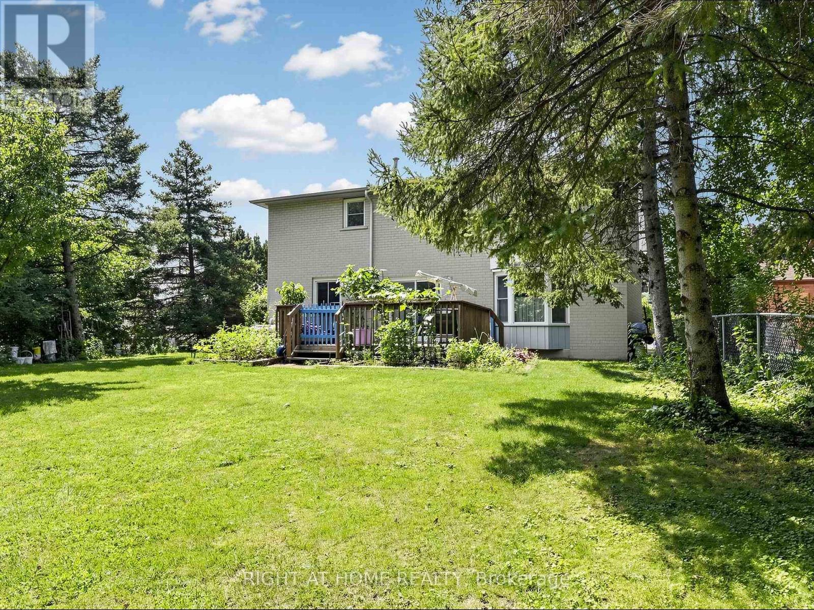 138 STRAWBERRY DRIVE - 38