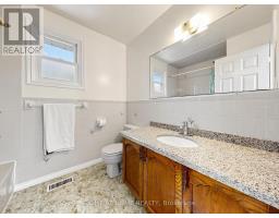 138 Strawberry Drive, Hamilton, ON L8E4R7 Photo 30