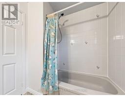 138 Strawberry Drive, Hamilton, ON L8E4R7 Photo 31