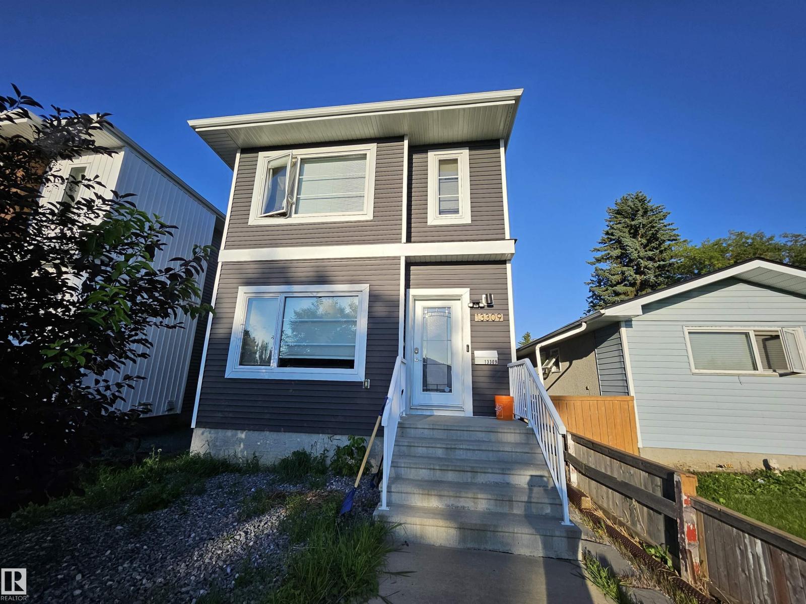 13309 104 ST NW, Rosslyn, Edmonton photo 1