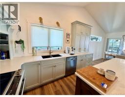 Kitchen/Dining room - 1635 Queen Elizabeth Drive, Bathurst, NB E2A2V7 Photo 16
