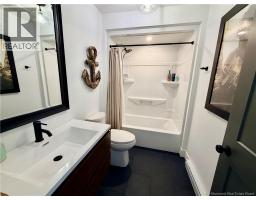 1635 Queen Elizabeth Drive, Bathurst, NB E2A2V7 Photo 33