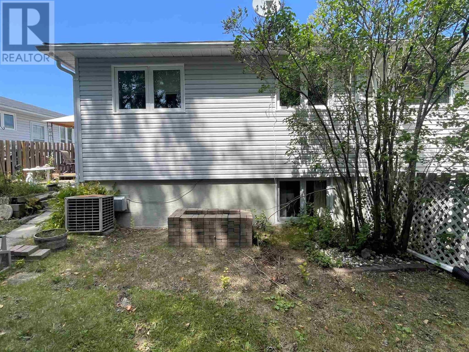 72 Farrell CRES - 8