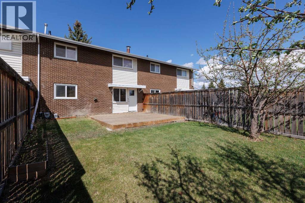 3907 39 Street, Red Deer