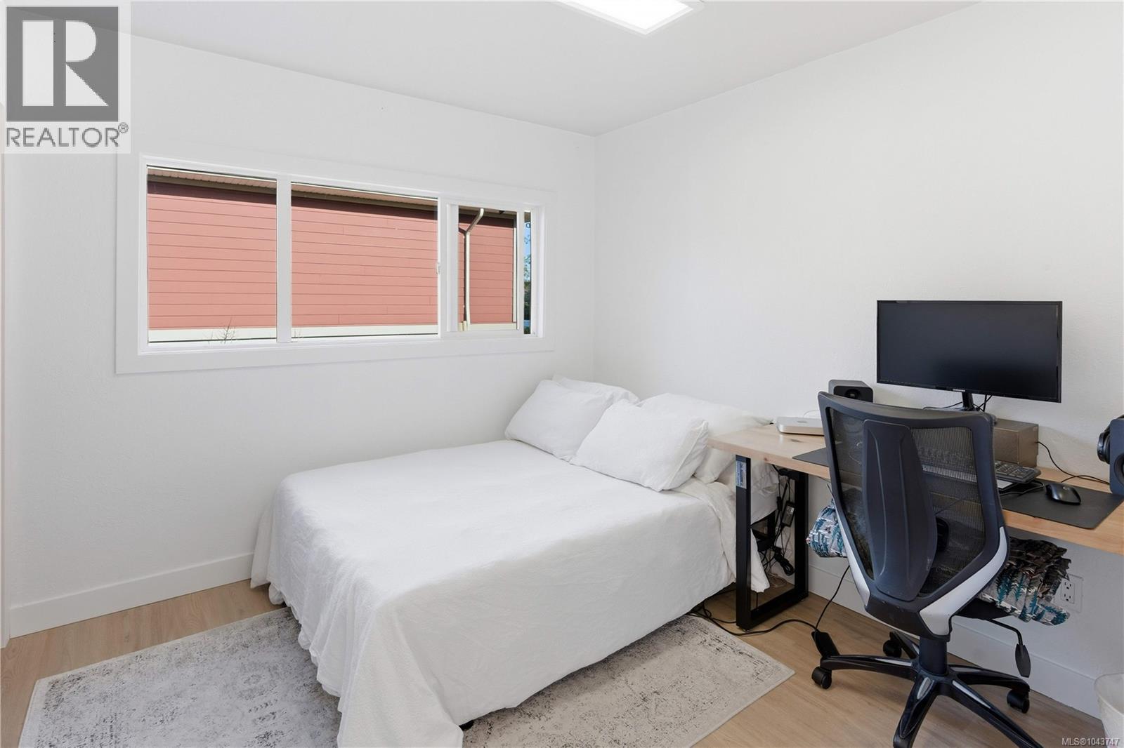 560 Kay St - 27