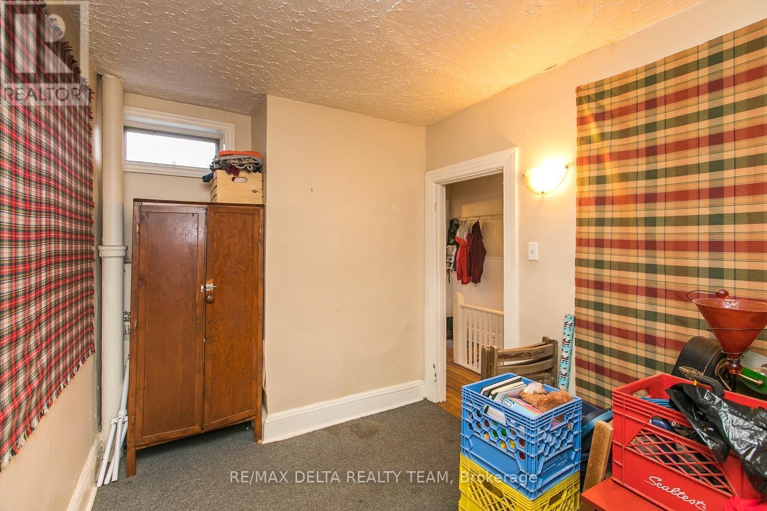 3 Bed, 3 Bath Multi-Family for Sale in Ottawa – 27 PERKINS STREET, Ottawa – MLS# X13631628 - Image 14