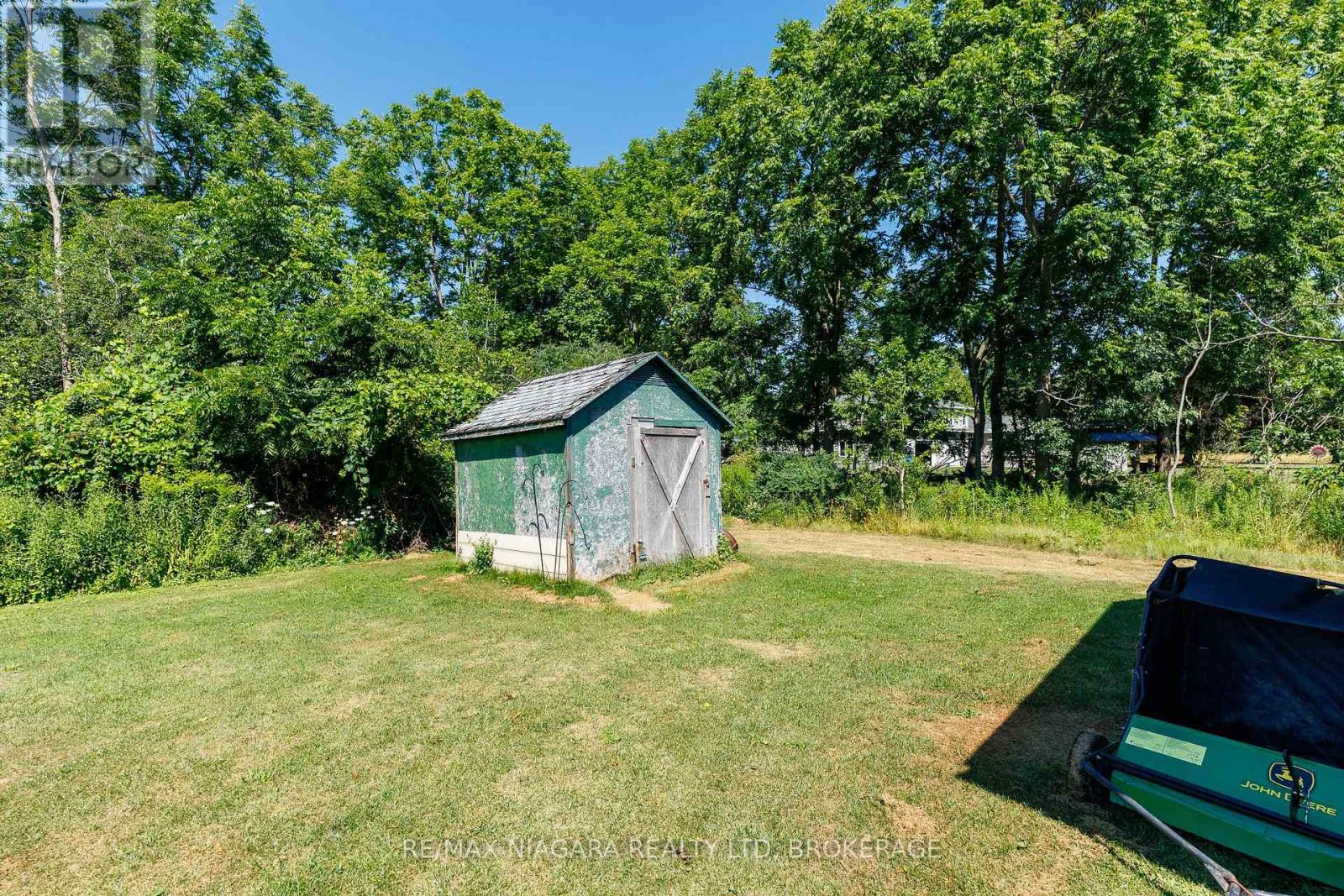 429 DELAWARE AVENUE - Image 23