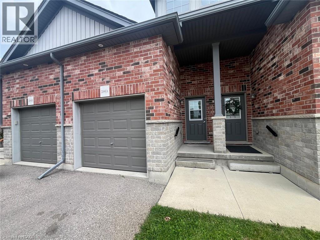 206 JESSICA Crescent Unit# A — photo 2