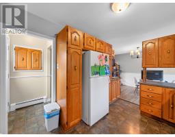 27 Valley Road thumbnail 16