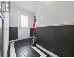 27 Valley Road thumbnail 9