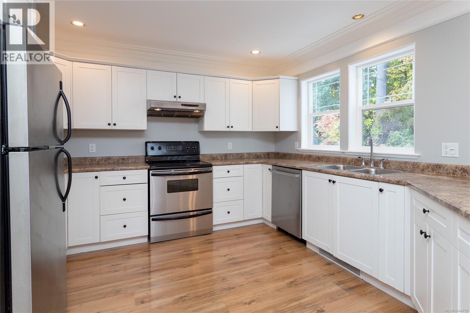133 Gibraltar Bay Dr - 17