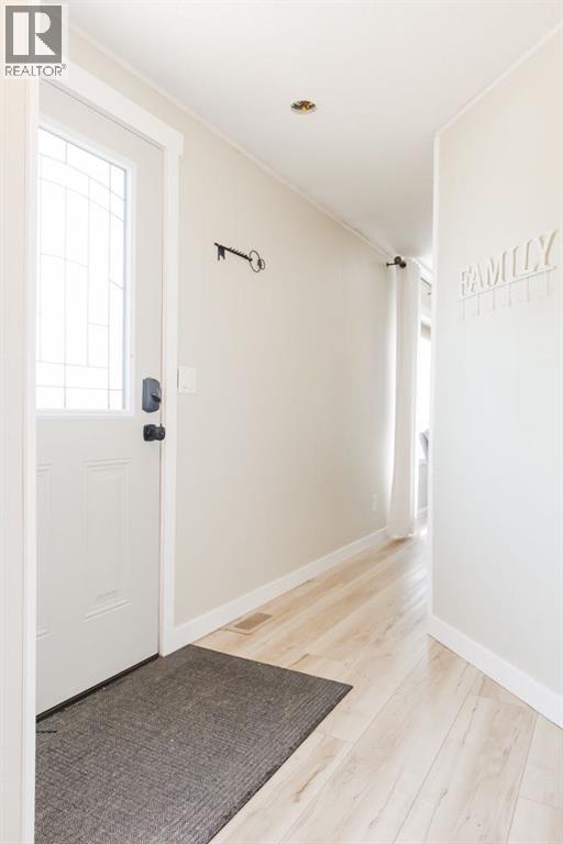 9705 108 Avenue - 5