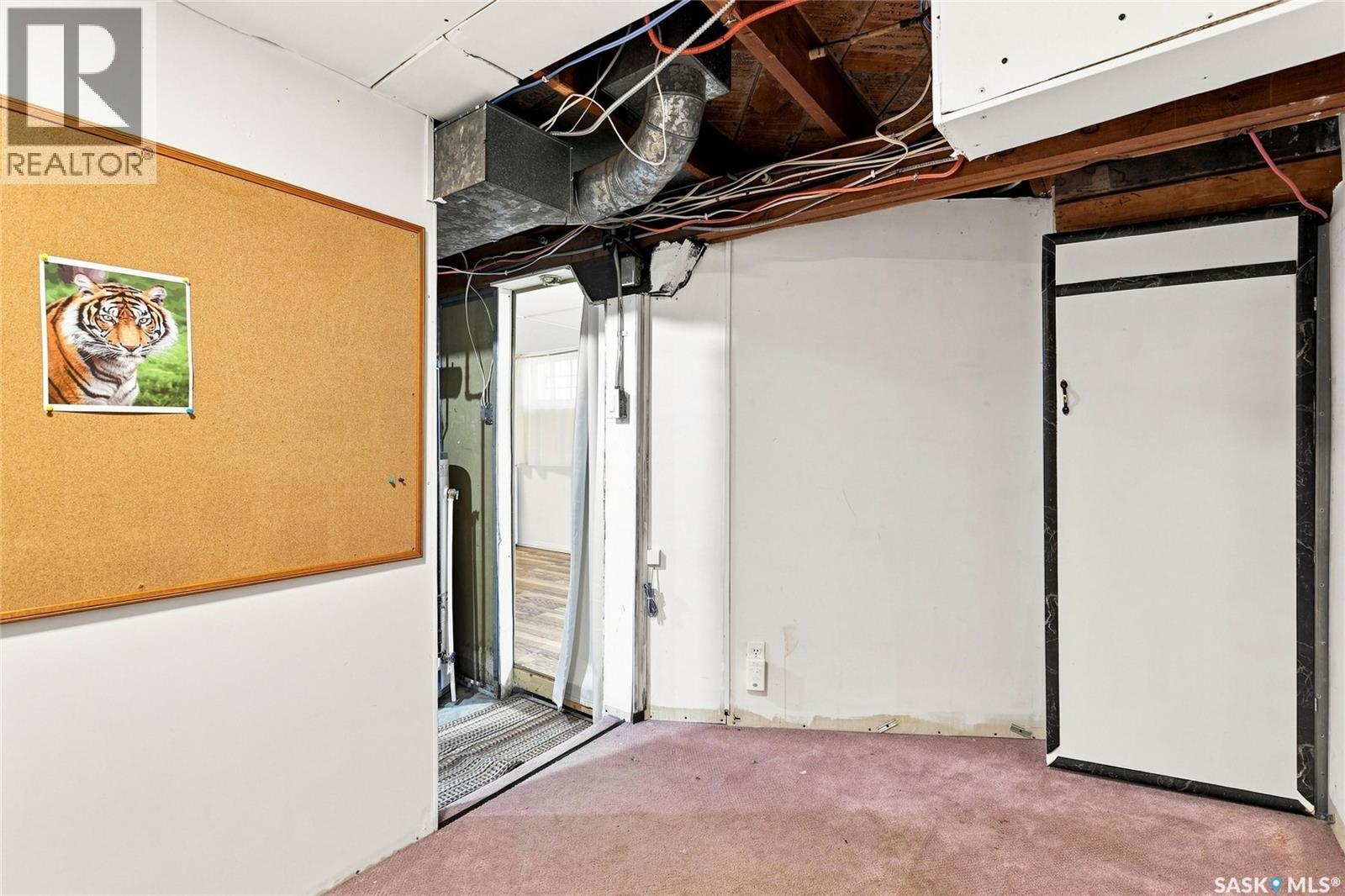 2212 Wallace STREET - 24