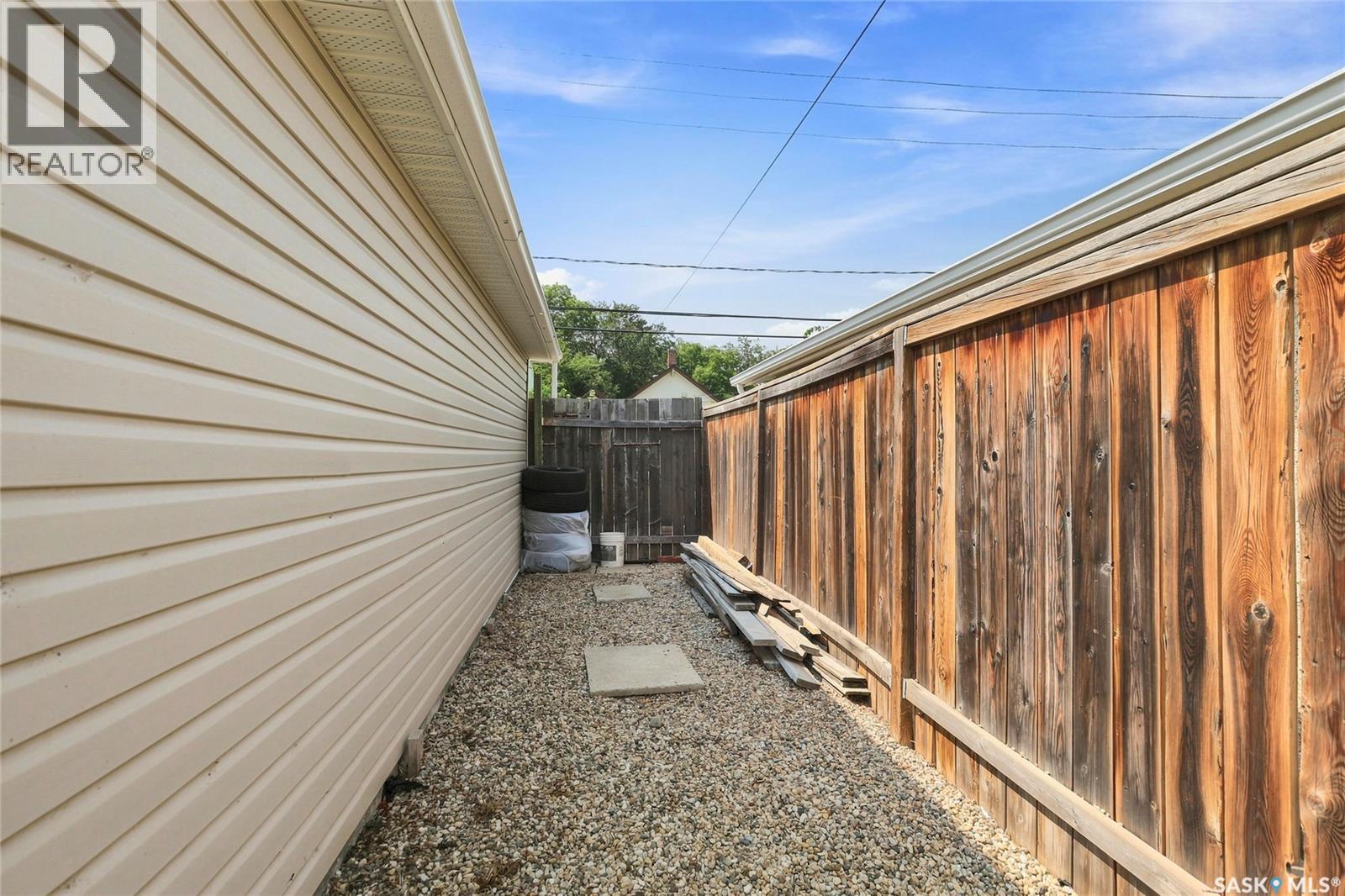 2212 Wallace STREET - 30