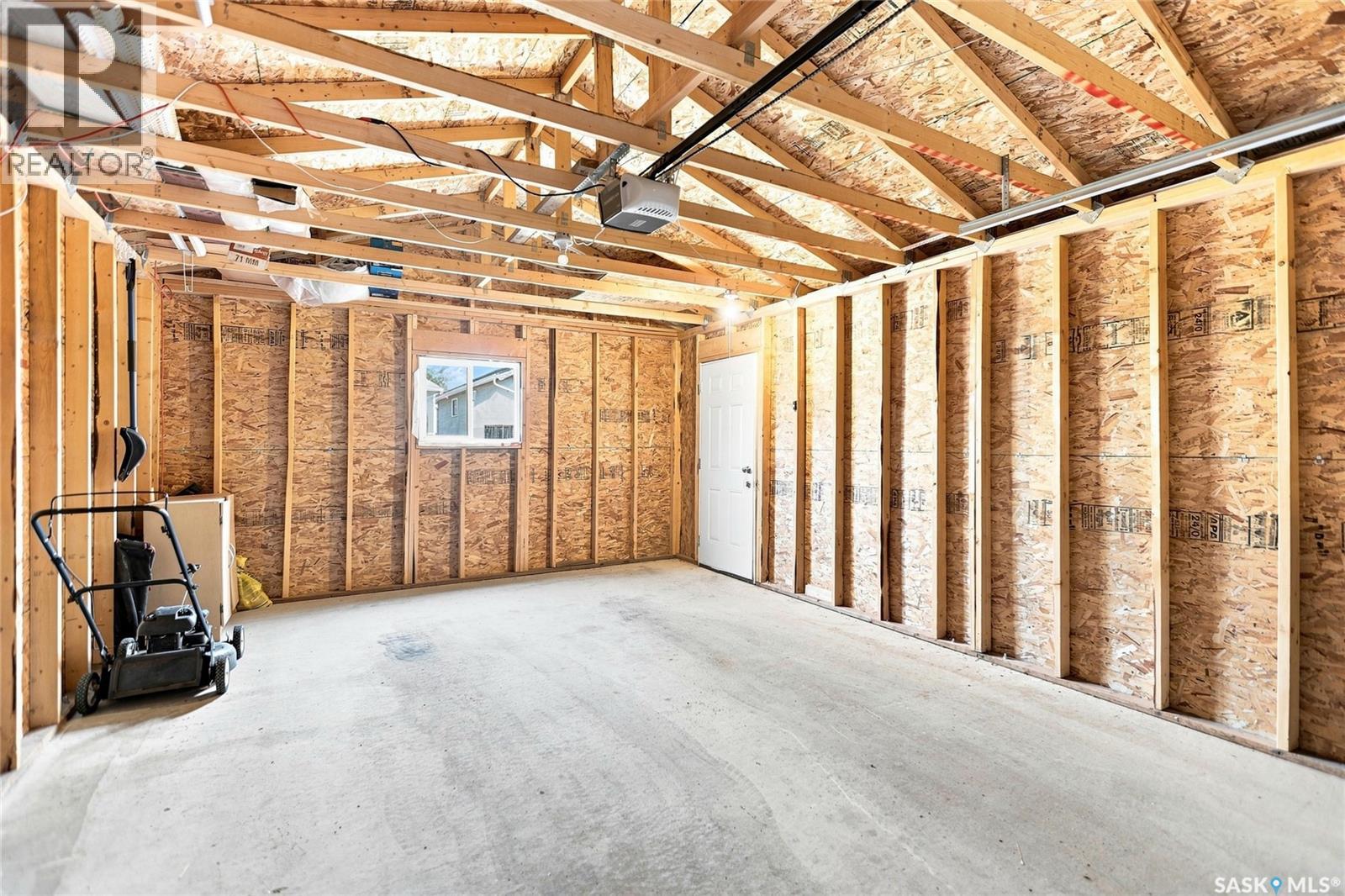 2212 Wallace STREET - 33