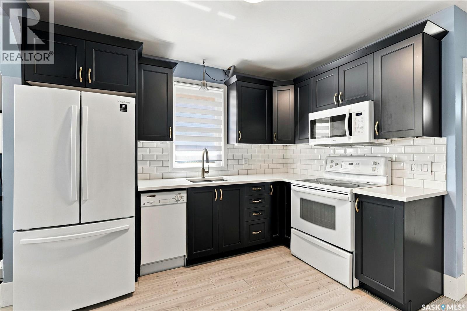 2212 Wallace STREET - 7