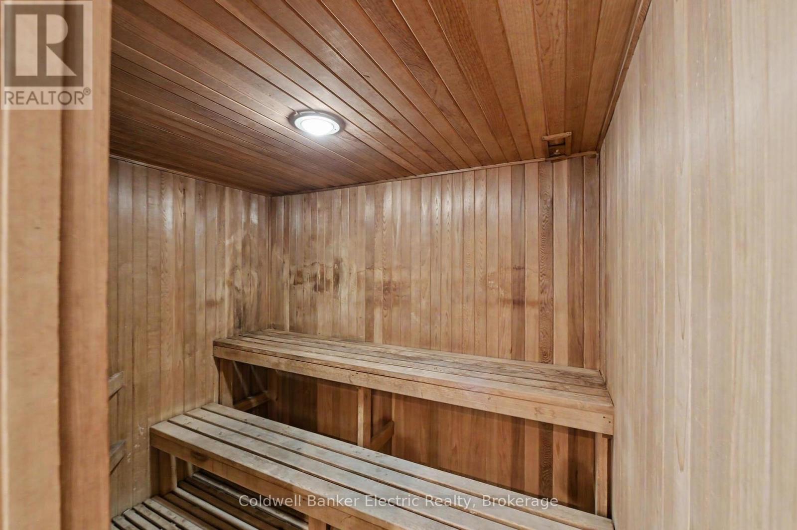 #1011 712 ROSSLAND ROAD E - Image 19