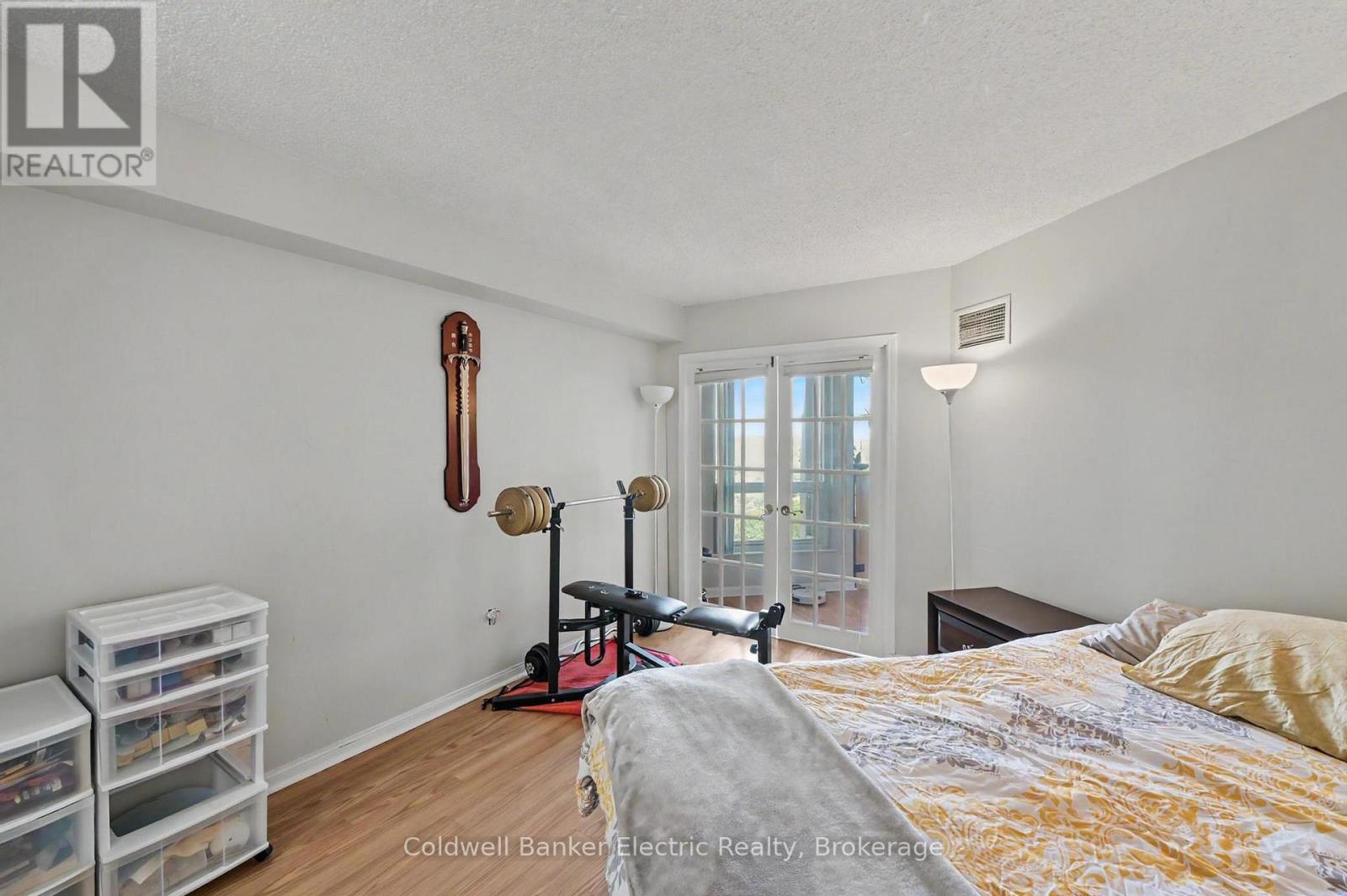 #1011 712 ROSSLAND ROAD E - Image 38