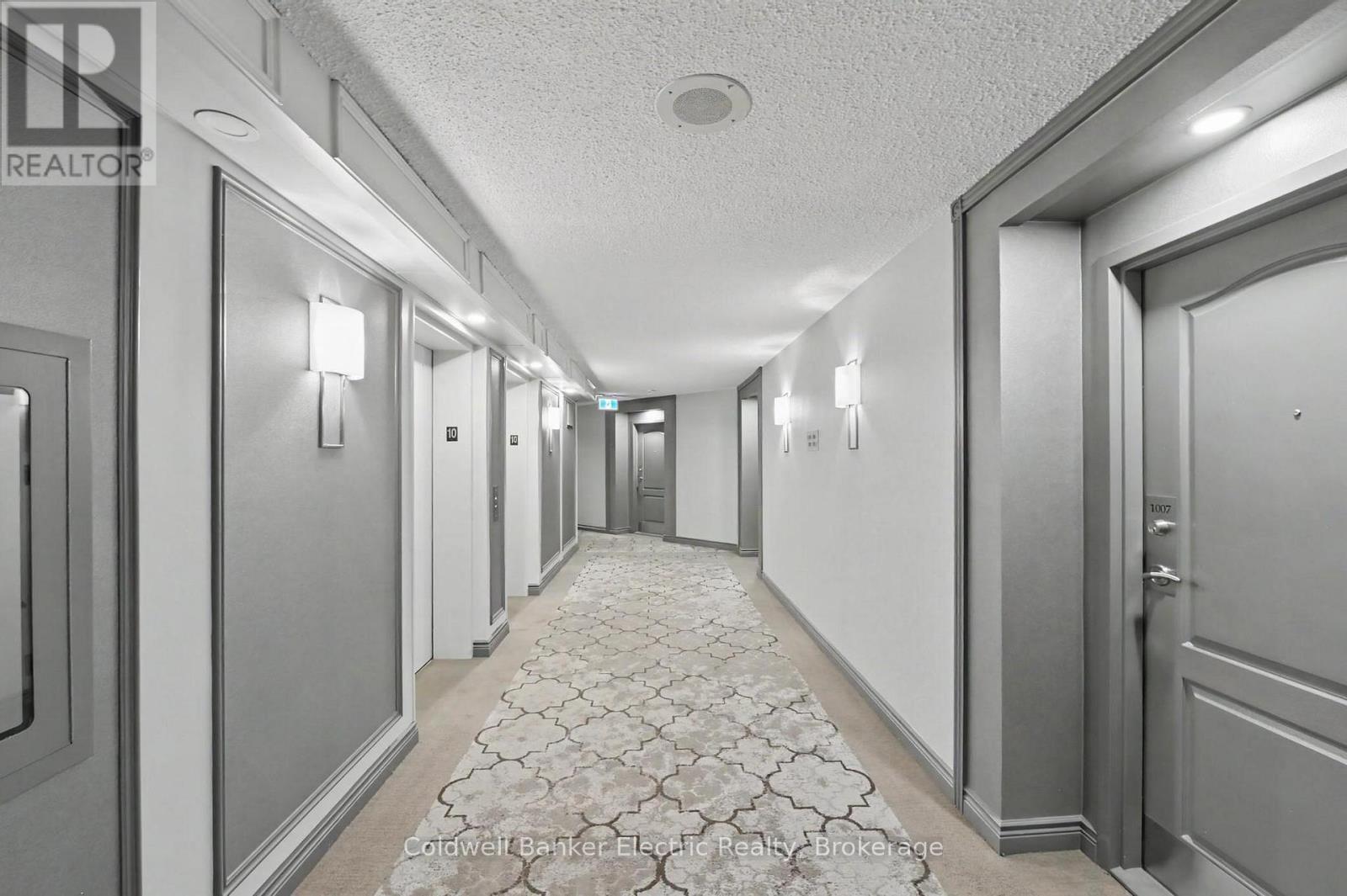 #1011 712 ROSSLAND ROAD E - Image 43