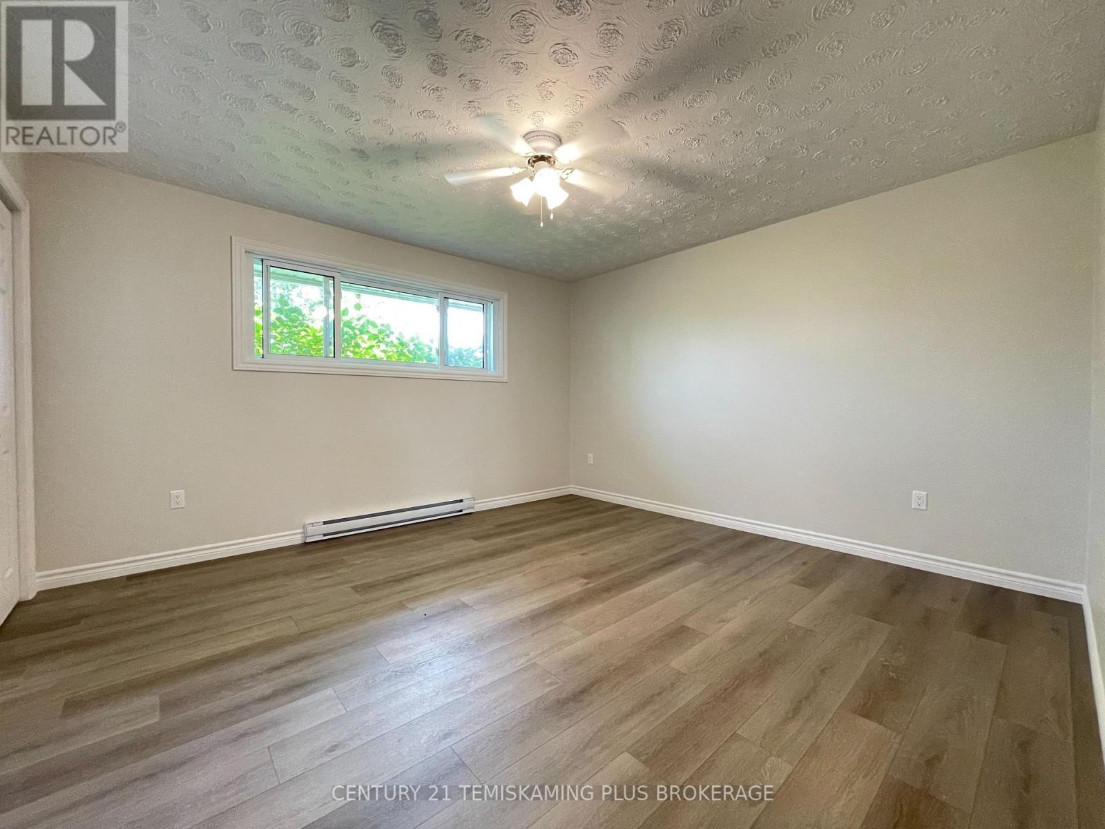 225 HESSLE AVENUE - Image 17