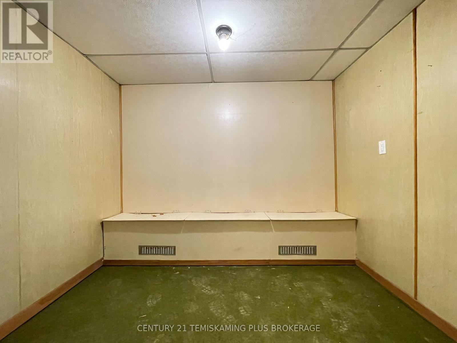 225 HESSLE AVENUE - Image 30