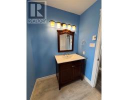 18 Wilsonville Avenue thumbnail 17