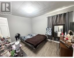 32 Muir Avenue thumbnail 10