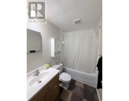 32 Muir Avenue thumbnail 17