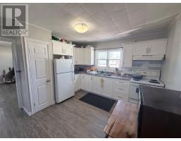 32 Muir Avenue thumbnail 5