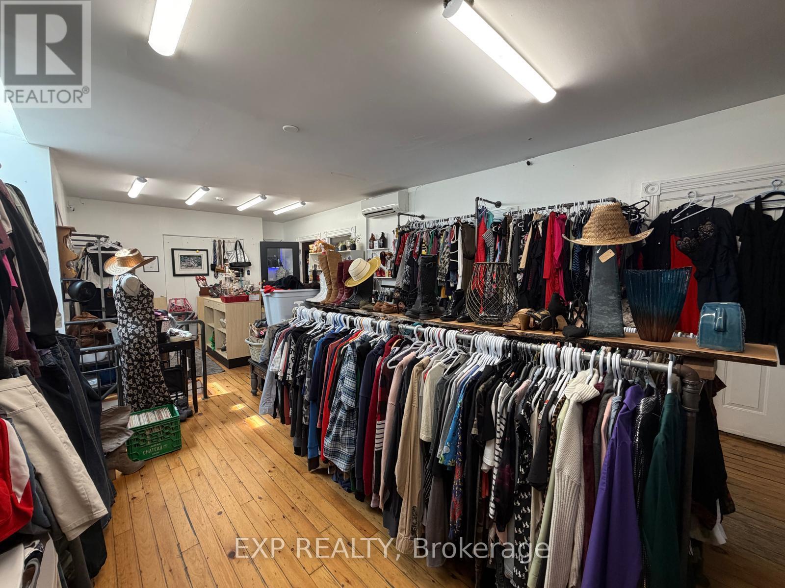 Business for Sale in Ottawa – B – 889 BANK STREET, Ottawa – MLS# X13631668 - Image 16