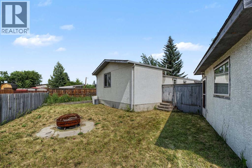 145 Spring Haven Mews SE - 11