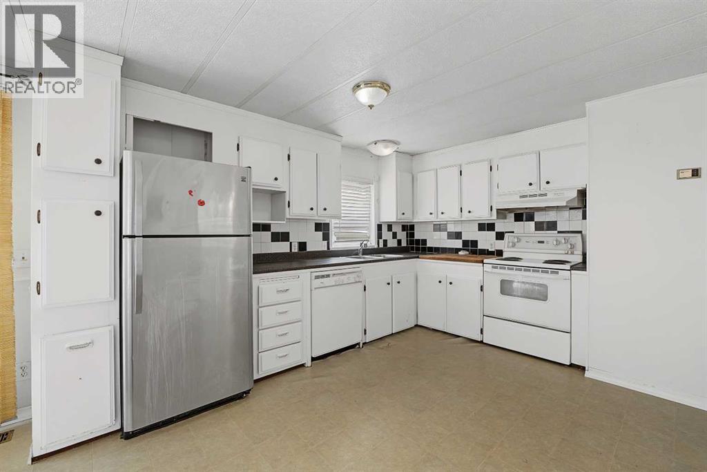 145 Spring Haven Mews SE - 16