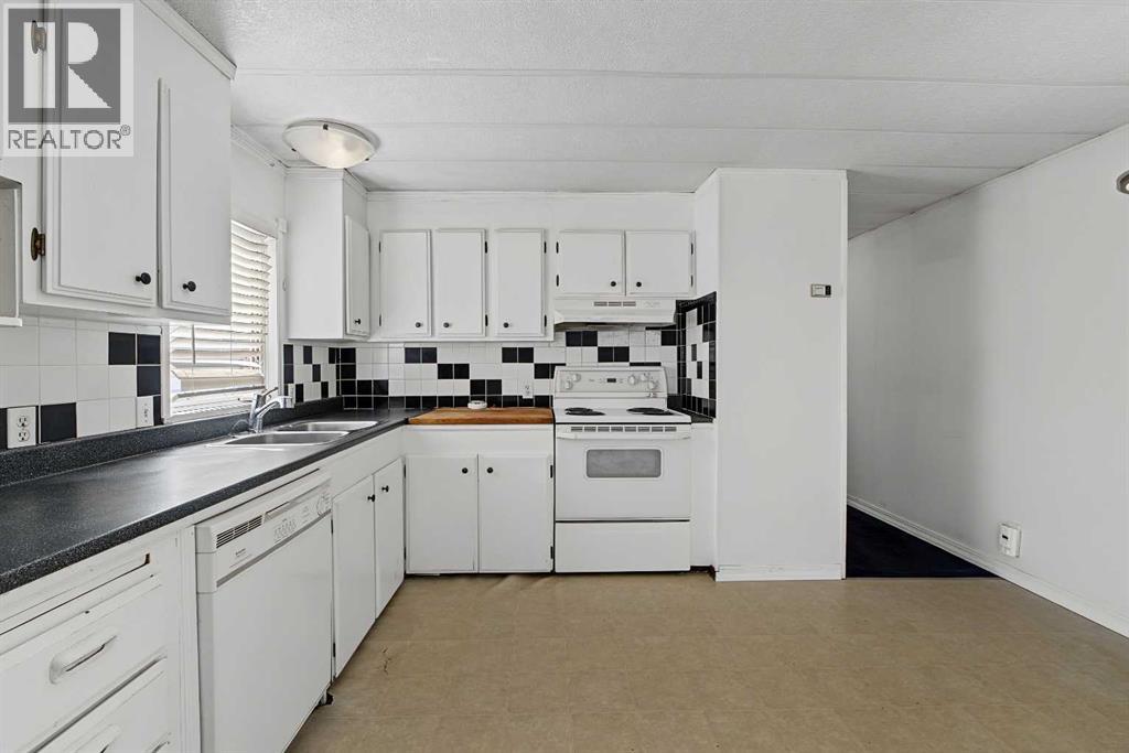 145 Spring Haven Mews SE - 17