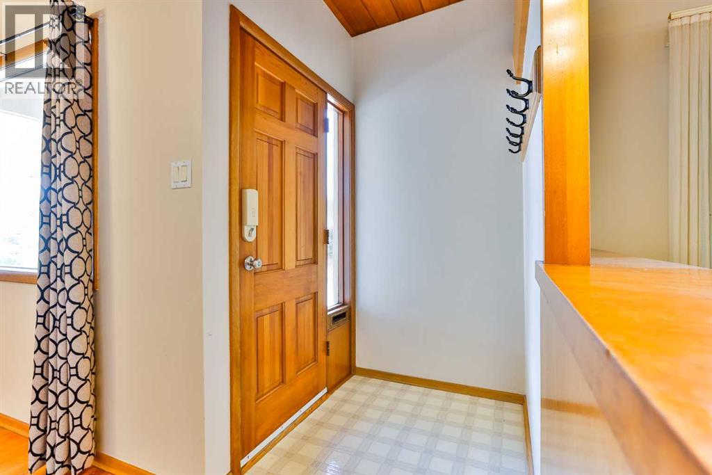 2206 16 Avenue S - Image 4