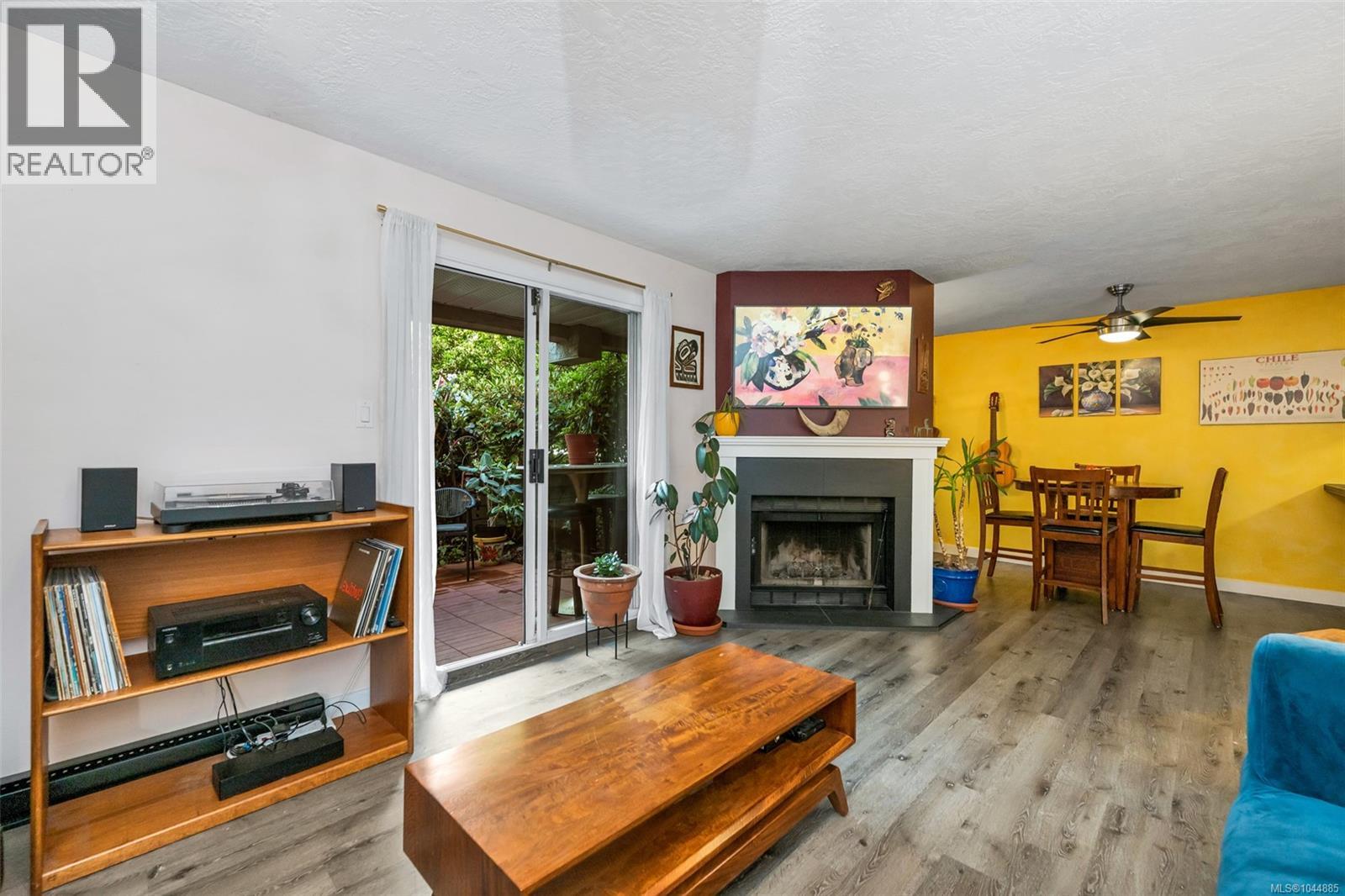 #102 1223 Johnson St - 11
