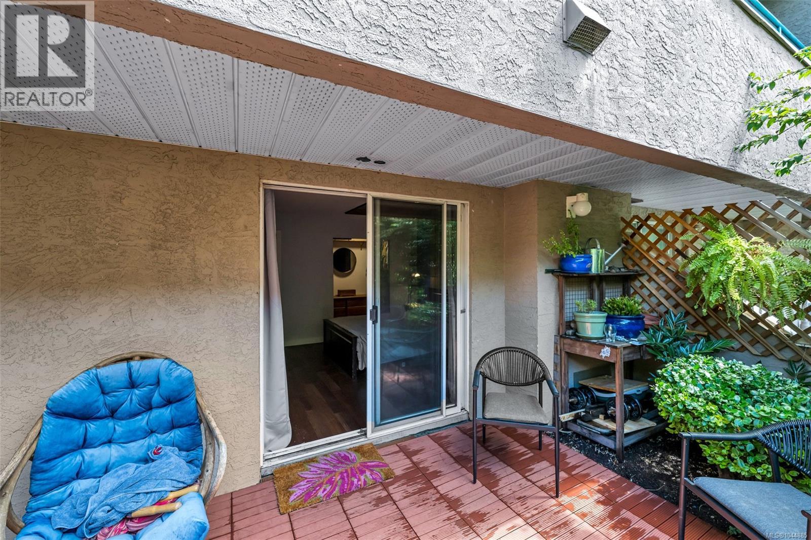 #102 1223 Johnson St - Image 17