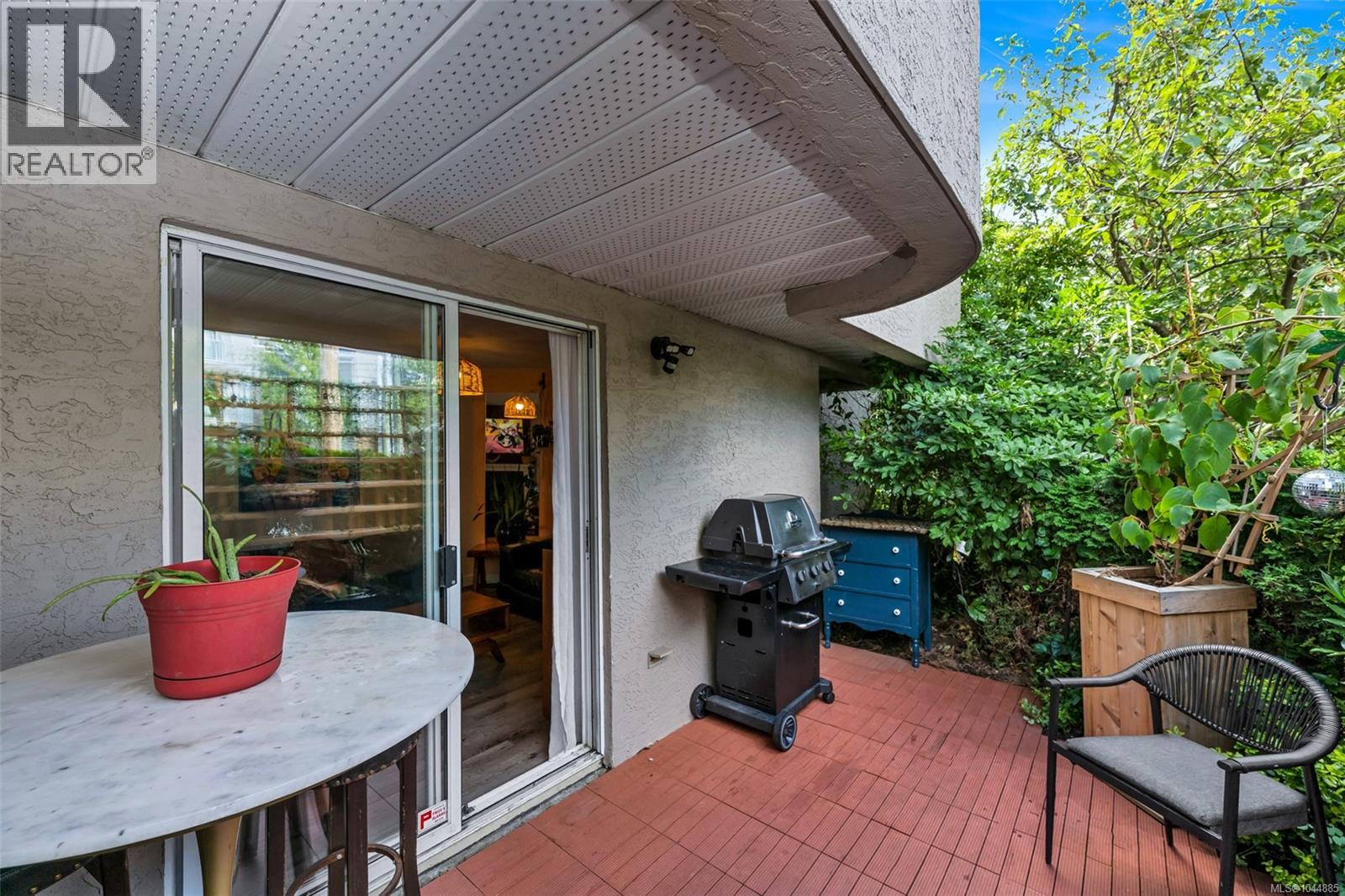 #102 1223 Johnson St - 9